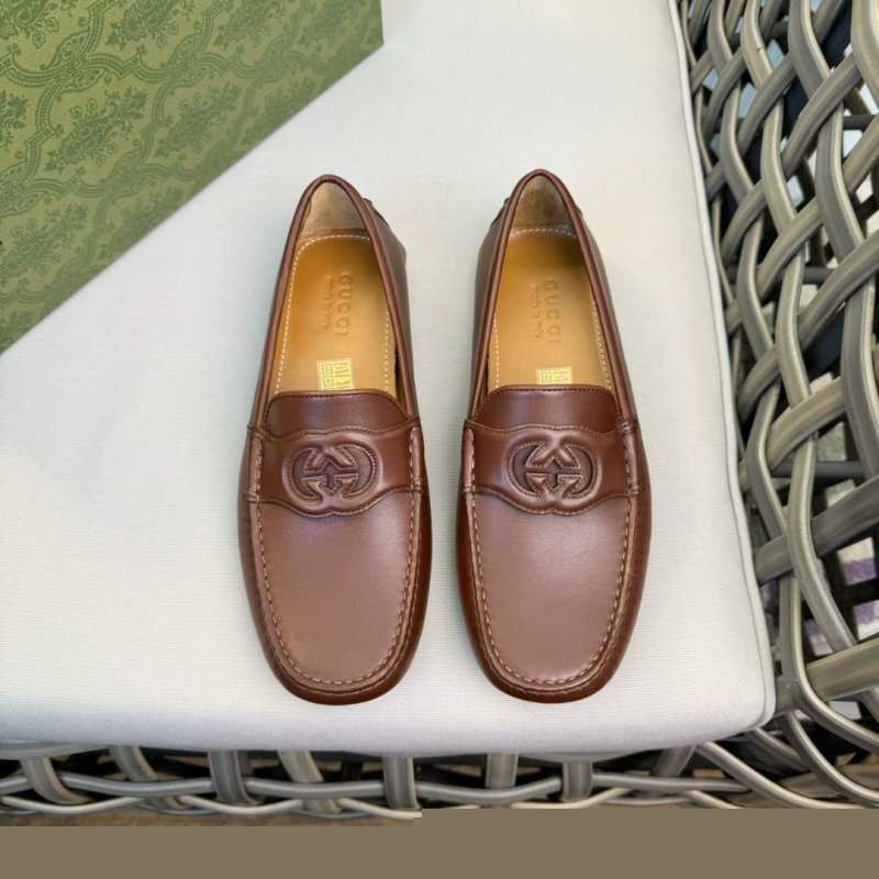 G*u*i leather shoes